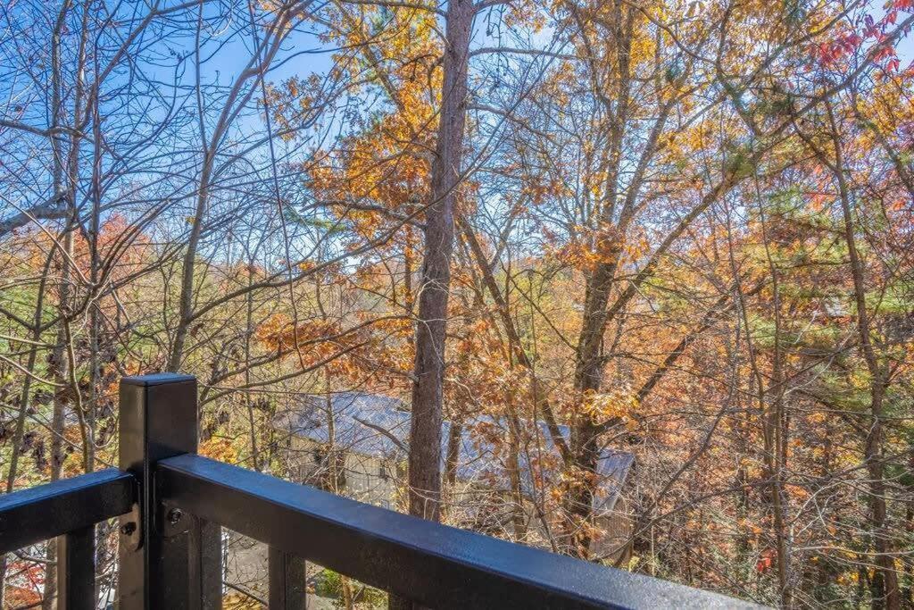 Sasquatch Lodge E Sleeps 13 Gatlinburg Zewnętrze zdjęcie